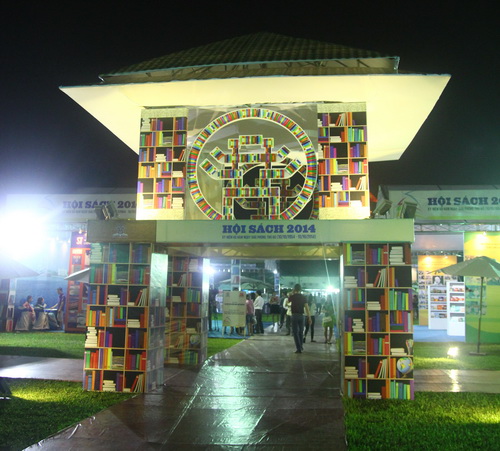 Khai mạc Hội sách đầu tiên tại Hà Nội ảnh 1